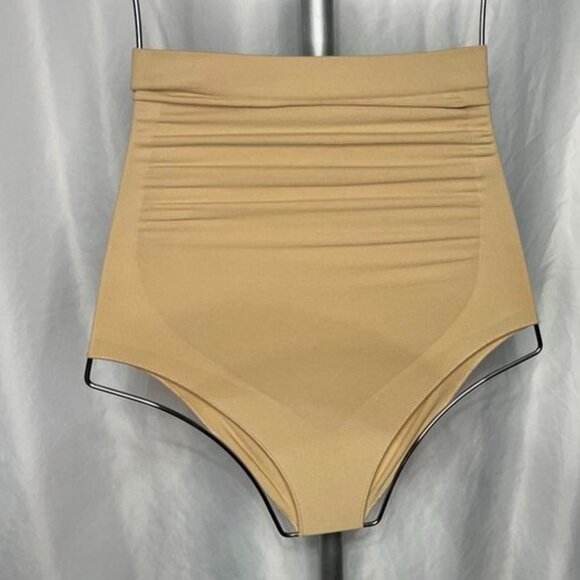 SKIMS Seamless Sculpt High Waist Brief | Sand | Size S/M - Picture 4 of 5